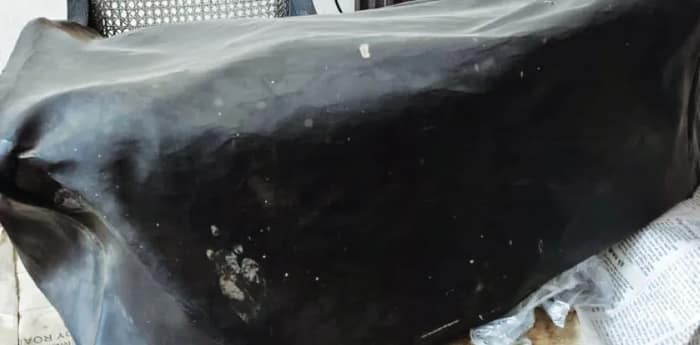 অনাদারে পড়ে স্বাধীনতা সংগ্রামীদের বিরুদ্ধে রায় লেখার টাইপ রাইটার