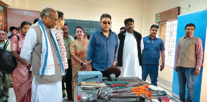 চন্দননগরে কর্মসংস্থানমুখী প্রশিক্ষণ কেন্দ্র