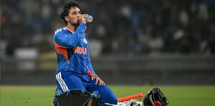 নামিবিয়া ম্যাচের আগে টিম ইন্ডিয়া শিবিরে বড় ধাক্কা, হাসপাতালে ভর্তি অভিষেক শর্মা