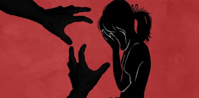 কিশোরীর শ্লীলতাহানি কুরলা স্টেশনে, গ্রেফতার ১