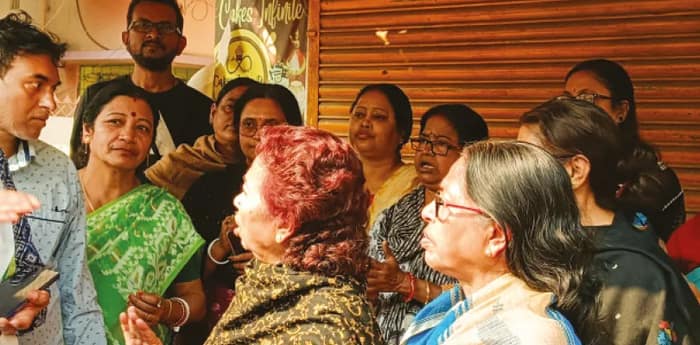 রায়গঞ্জে ভ্যাট ভাঙা নিয়ে কৃষ্ণ কল্যাণী ও সন্দীপ বিশ্বাসের দ্বন্দ্ব ফের প্রকাশ্যে
