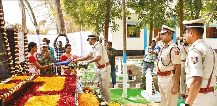 শিলদায় মাওবাদী হামলায় শহিদ ২৪ জওয়ানের স্মৃতিতে তর্পণ