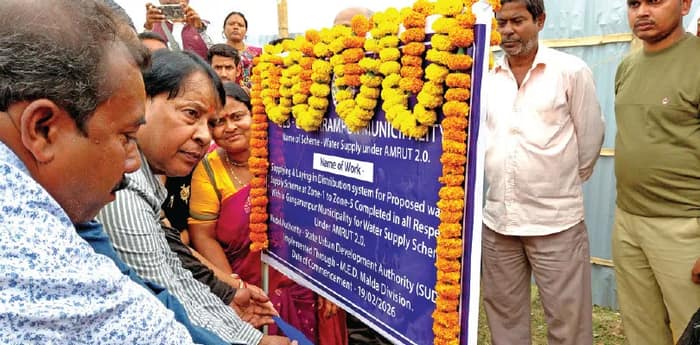 ১৮টি ওয়ার্ডে জলের পাইপলাইন বসানো শুরু গঙ্গারামপুর পুরসভার, প্রতিশ্রুতির বাস্তবায়ন হওয়ায় খুশির হাওয়া