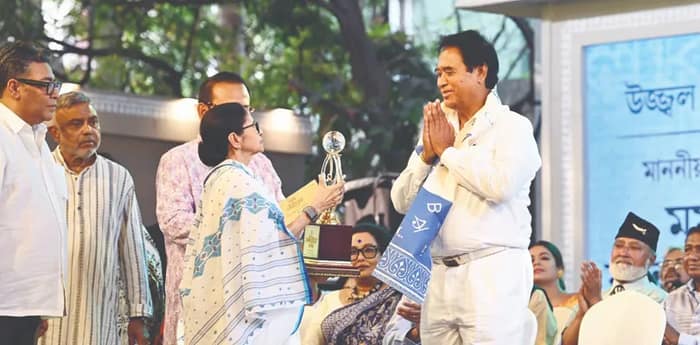 অনন্তকে বঙ্গবিভূষণ, কৃতজ্ঞতা মুখ্যমন্ত্রীকে
