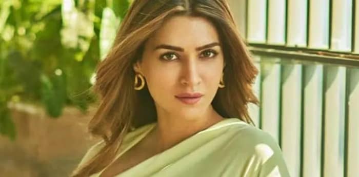 লন্ডন সফরে কৃতী