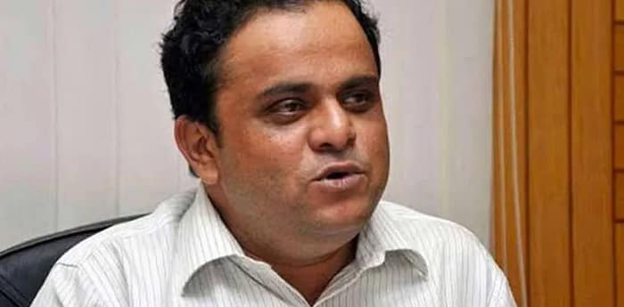 রঘু ডাকাতের চিঠির  প্রসঙ্গ টেনে মোদিকে কটাক্ষ ব্রাত্য বসুর