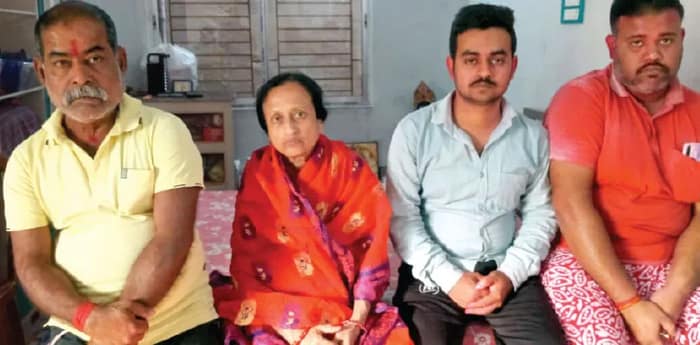 দুবাই থেকে হবু বরের ফেরা অনিশ্চিত, চিন্তায় পরিবার
