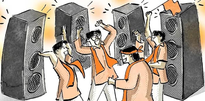 উৎসবের নামে শব্দতাণ্ডব, তুমুল বিশৃঙ্খলা, প্রতিবাদ আবাসিকদের