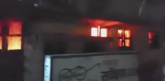 মধ্যপ্রদেশের প্রধান বাজার এলাকায় সুসনের পৌর পরিষদ অফিসে রাতে ভয়াবহ অগ্নিকান্ড