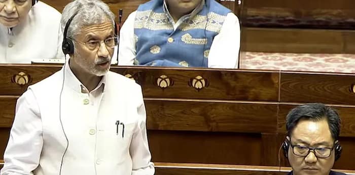 রাজ্যসভায় বিদেশমন্ত্রী এস জয়শঙ্করের ভাষণের মধ্যে বিক্ষোভ বিরোধীদের