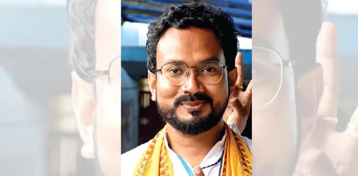 ঠাকুরবাড়ি যেতেই মুকুটমণির দলবদলে জল্পনা, সবার জন্য অবারিত দ্বার, দাবি মতুয়াদের