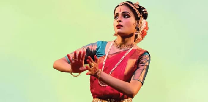 শাস্ত্রীয় শিল্পের পরিবেশনা