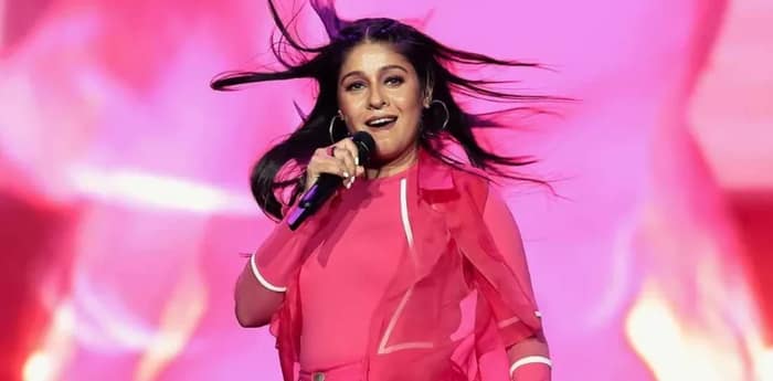 কলকাতায় সুনিধির অনুষ্ঠান পিছল