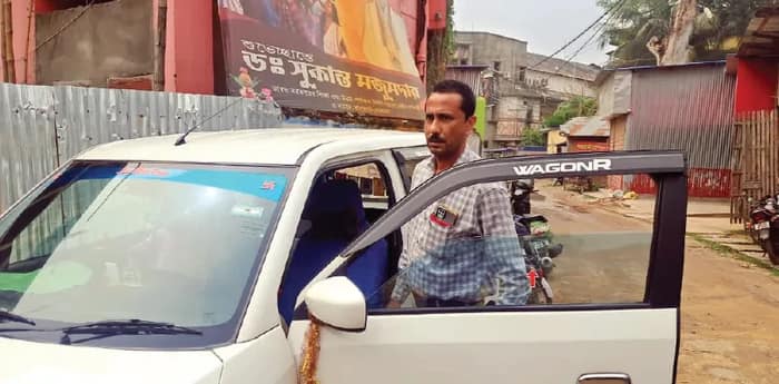দক্ষিণ দিনাজপুর: বিজেপির কোন্দল চরমে, ‘অভিমানে’ পদত্যাগ জেলা সভাপতি স্বরূপ চৌধুরীর