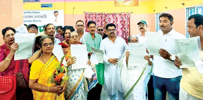 অশোকনগরে ৪৫টি পরিবারকে জমির পাট্টা
