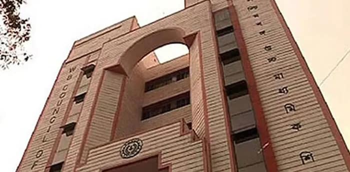 প্র্যাকটিক্যাল পরীক্ষার সময় পরিদর্শন  শুরু করল উচ্চ মাধ্যমিক শিক্ষা সংসদ, একাদশ শ্রেণির ক্লাস ও পরীক্ষায় চলবে নজরদারি