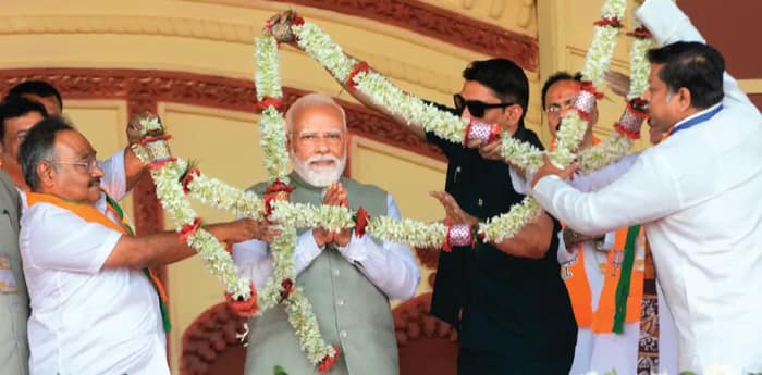 ভোটের লক্ষ্যে ফের মোদির গিমিক, ব্রিগেডে উদ্বোধন চালু প্রকল্পেরই