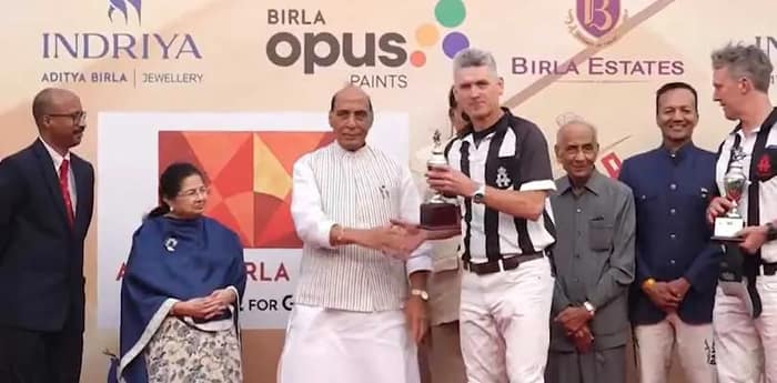 দিল্লিতে আদিত্য বিড়লা মেমোরিয়াল পোলো কাপ ফাইনালে উপস্থিত প্রতিরক্ষা মন্ত্রী রাজনাথ সিং