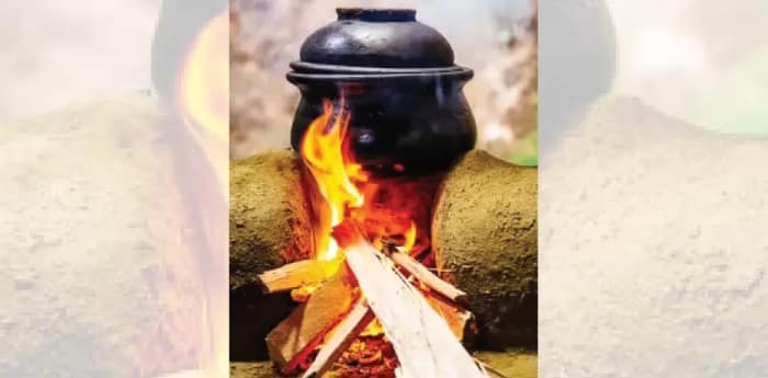 সংকটের জের, হাওড়া গ্রামীণে বেড়েছে জ্বালানি কাঠের বিক্রি