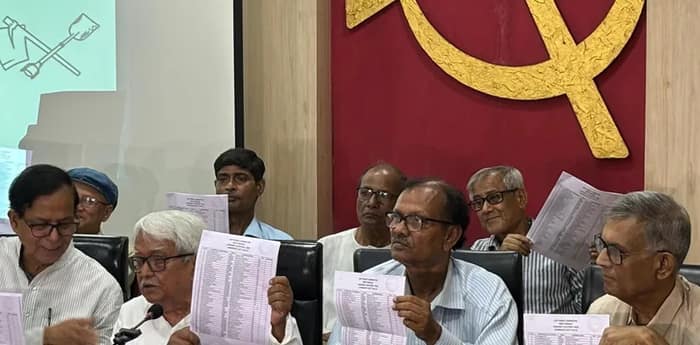 আসন নিয়ে কোন্দল বামফ্রন্টে, বিমানকে চিঠি ক্ষুব্ধ ফরওয়ার্ড ব্লকের