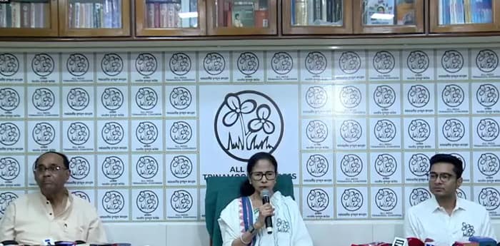 এবারের ভোটে ২২৬-এর বেশি আসন পাবে তৃণমূল, প্রত্যয়ী ঘোষণা মমতার