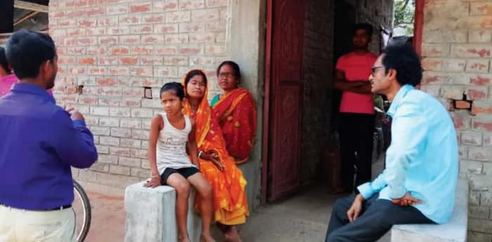 অতীতের উন্নয়নই ভরসা অর্পিতার, বাবার আবেগই তুলে ধরছেন অর্ণব, সুকান্তর কাঁধে ভর করে জয়ের আশায় বিজেপি প্রার্থী