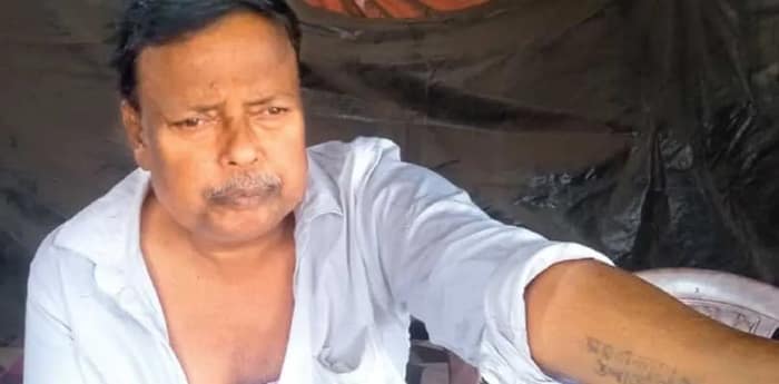 জোড়া কিডনি বিকল, মুখ্যমন্ত্রীর নামে ট্যাটু হাতে, পদ্ম মুক্ত কাঁথি দেখতে চান বৃদ্ধ সঞ্জয়