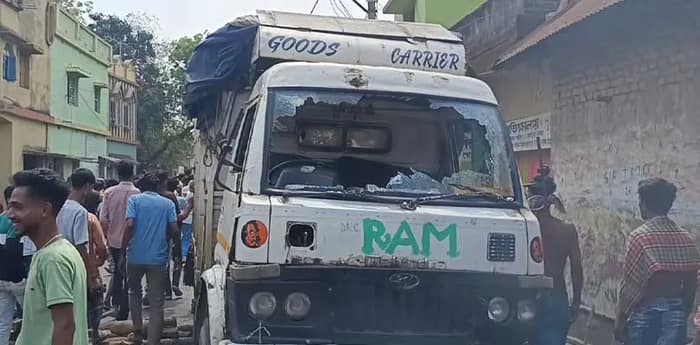 দূর্ঘটনা প্রাণ কাড়ল এক শিশুর, ঘটনায় তীব্র চাঞ্চল্য এলাকায়