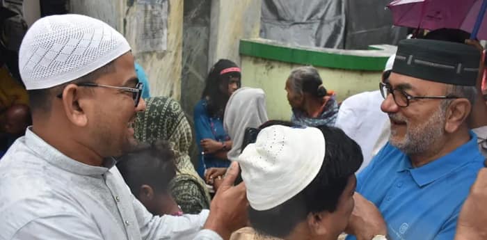 ইদের দিনে যাদবপুরে সিপিএম প্রার্থী বিকাশ রঞ্জন ভট্টাচার্য