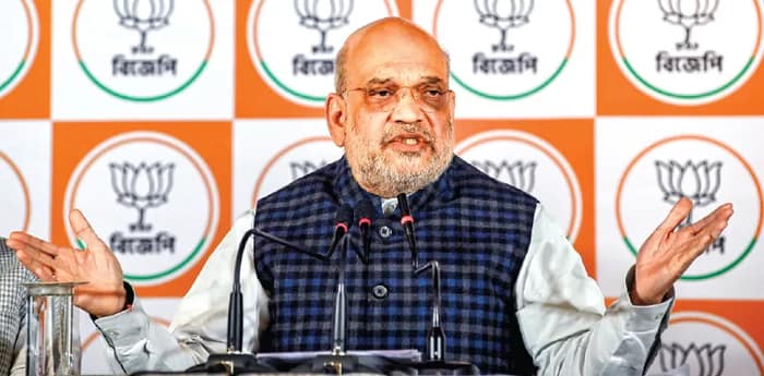 আজ মধ্যরাতে কলকাতায় আসছেন কেন্দ্রীয় স্বরাষ্ট্রমন্ত্রী অমিত  শাহ