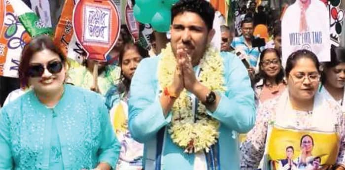 কাঁচরাপাড়ায় বিজেপি প্রার্থীর বিরুদ্ধে  পোস্টার, নোয়াপাড়ায় প্রচারে তৃণাঙ্কুর