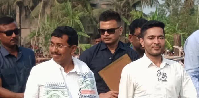 নন্দীগ্রামে কর্মিসভায় অভিষেক বন্দ্যোপাধ্যায়