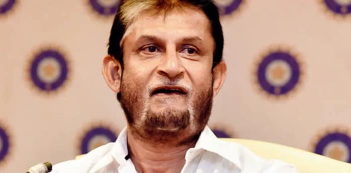 পাতিলের ক্লাসে খুদে পড়ুয়ারা