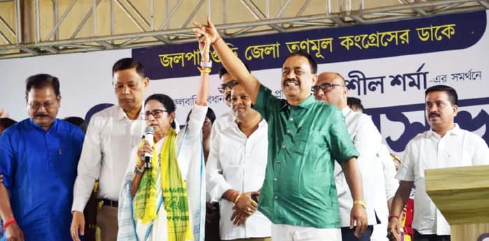 মহিলাদের বুথ পাহারা দেওয়ার আহ্বান মুখ্যমন্ত্রীর