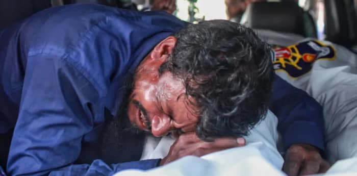 বাংলাদেশে পদ্মায় বাস-ডুবি, মৃতের সংখ্যা বেড়ে ২৭
