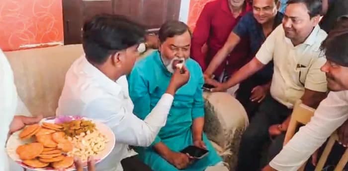 অভিমান গলে জল, মতিবুরের সঙ্গে দেখা করলেন তাজমুল