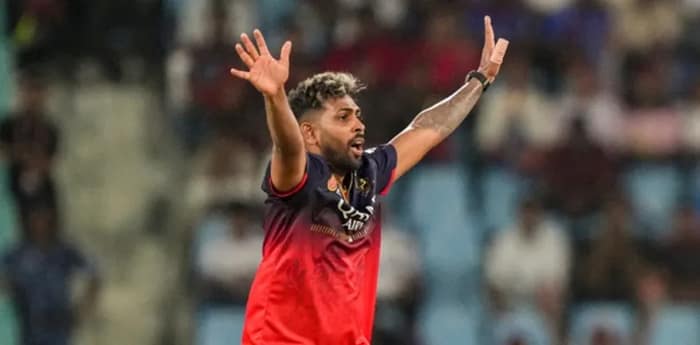 থুসারার চোটে সমস্যায় বেঙ্গালুরু
