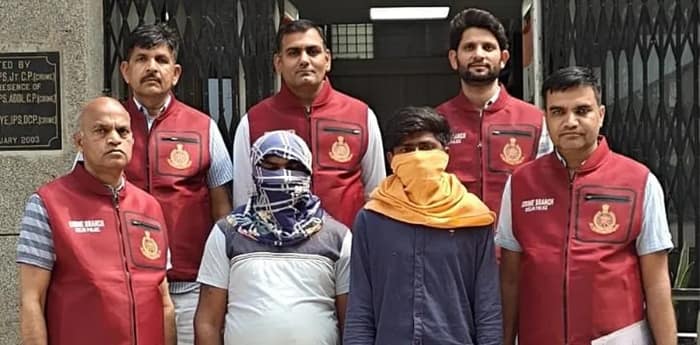 দিল্লির সুখবীর নগর এলাকায় ৫০টি অবৈধ এলপিজি সিলিন্ডার উদ্ধার, গ্রেপ্তার ২