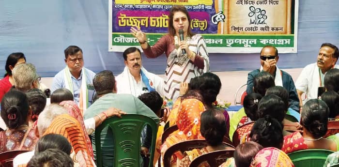 অভিমান ভুলে সকলকে ময়দানে নামার বার্তা শতাব্দীর