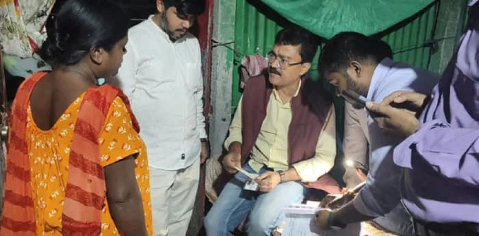 ‘ডিলিটেড’ ভোটারদের বাড়ি যাচ্ছেন তৃণমূল প্রার্থী সুমন, আইনি সহায়তার প্রস্তুতি দলের