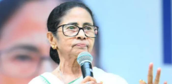 বিজেপি জিতলে মাছ-মাংস খাওয়া বন্ধ করে দেবে, কথা বলতে দেবে না, পাঁশকুড়ার সভায় গেরুয়া শিবিরকে তোপ মমতার
