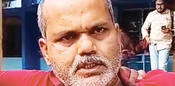 ‘অম্বিকা রায়কে আর টিকিট নয়’, দপ্তরে প্রতিবাদ, শাস্তি দিতে কর্মীকে মারধর বিজেপির!