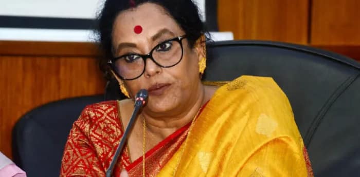 মহিলা কমিশনের শীর্ষপদ ছাড়তে চান লীনা গঙ্গোপাধ্যায়, রাহুলের মৃত্যুতে বিবৃতি প্রযোজনা সংস্থার