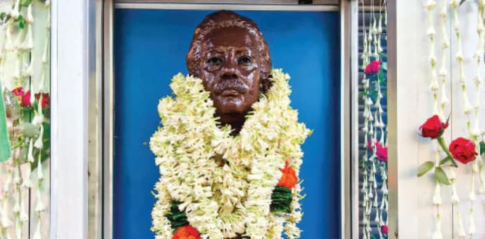 নোয়াপাড়ায় ভোটের সেন্টিমেন্ট ‘শহিদ’ বিকাশ বসু, প্রয়াণ দিবসে শ্রদ্ধা জ্ঞাপন