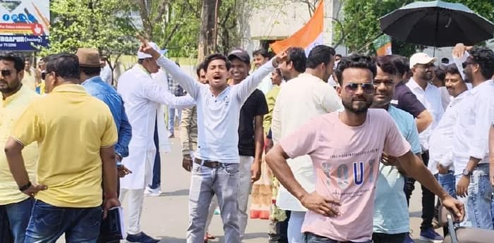 দুর্গাপুরে মনোনয়ন পর্বে তৃণমূল বিজেপির স্লোগান যুদ্ধ