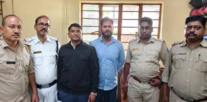 গ্রেপ্তার মালদহ কান্ডের মূল অভিযুক্ত মোফাক্কেরুল ইসলাম