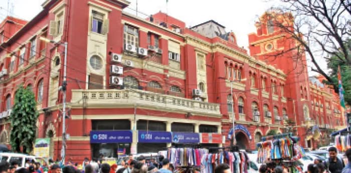 পুরসভাকে উত্তর কলকাতার  নির্বাচনি কার্যালয়ের সিদ্ধান্ত, স্বাধীনতার পর প্রথমবার  দৈনন্দিন পরিষেবা ব্যাহত হওয়ার শঙ্কা