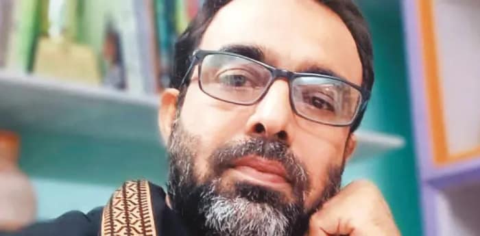 ভোটার তালিকায় নামই নেই  প্রিসাইডিংয়ের দায়িত্ব শিক্ষককে