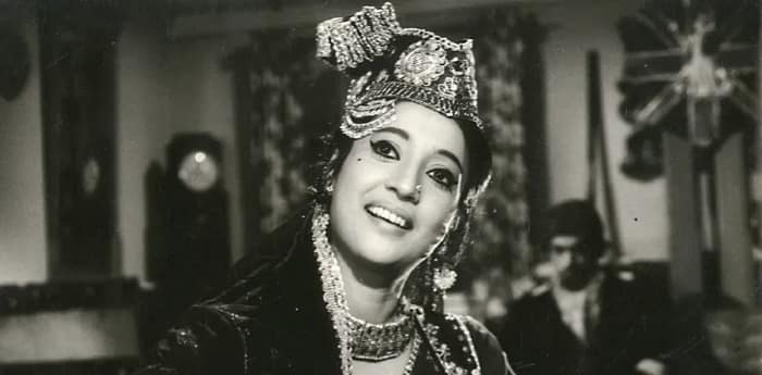চির-রহস্যময়ী
