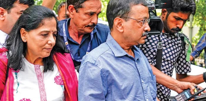 আবগারি দুর্নীতি মামলা: নিজেই সওয়াল করতে চাইলেন কেজরি